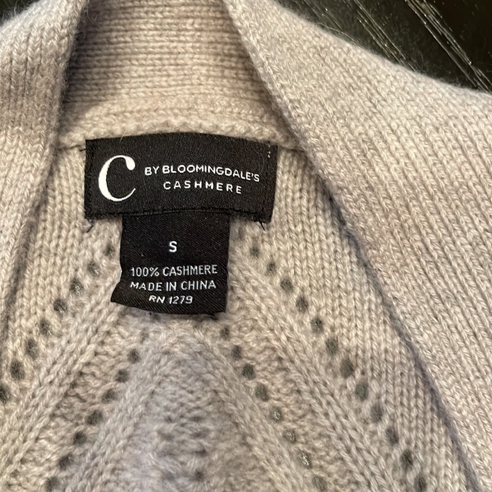 C By Bloomingdale’s Cashmere Throw Over Sweater Gem